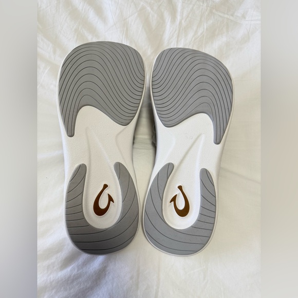 OluKai | Men's 15 | Gray Komo Slide Sandals Aloha Summer Beach Comfort EUC - Picture 6 of 6